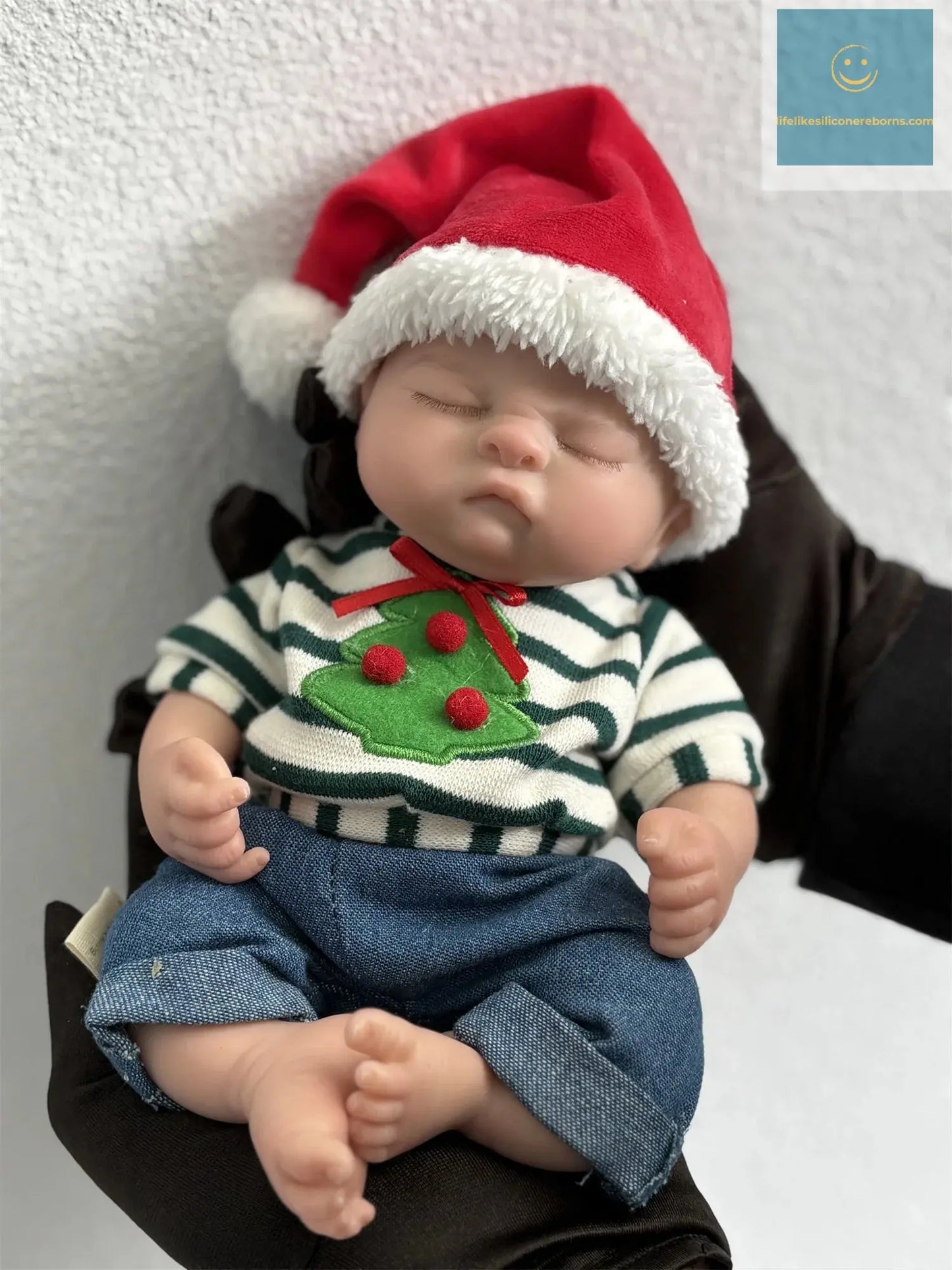 28cm Close Eyes Washable Full Body Silicone Reborn Boy Doll With Eyelashes 3D Paint Skin Soft Lifelike Realistic Bebe Reborn lifelikesiliconereborns.com