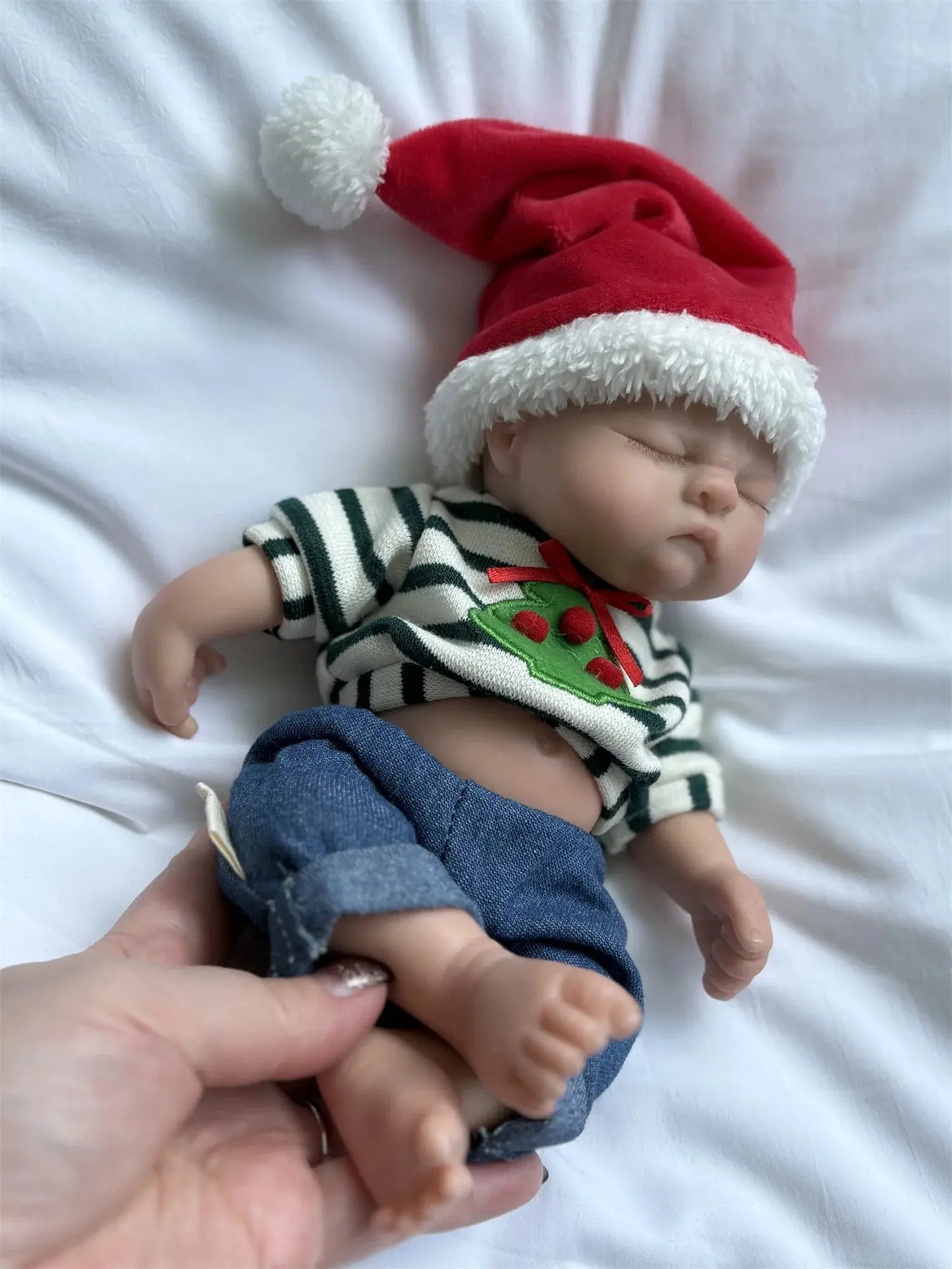 28cm Close Eyes Washable Full Body Silicone Reborn Boy Doll With Eyelashes 3D Paint Skin Soft Lifelike Realistic Bebe Reborn lifelikesiliconereborns.com