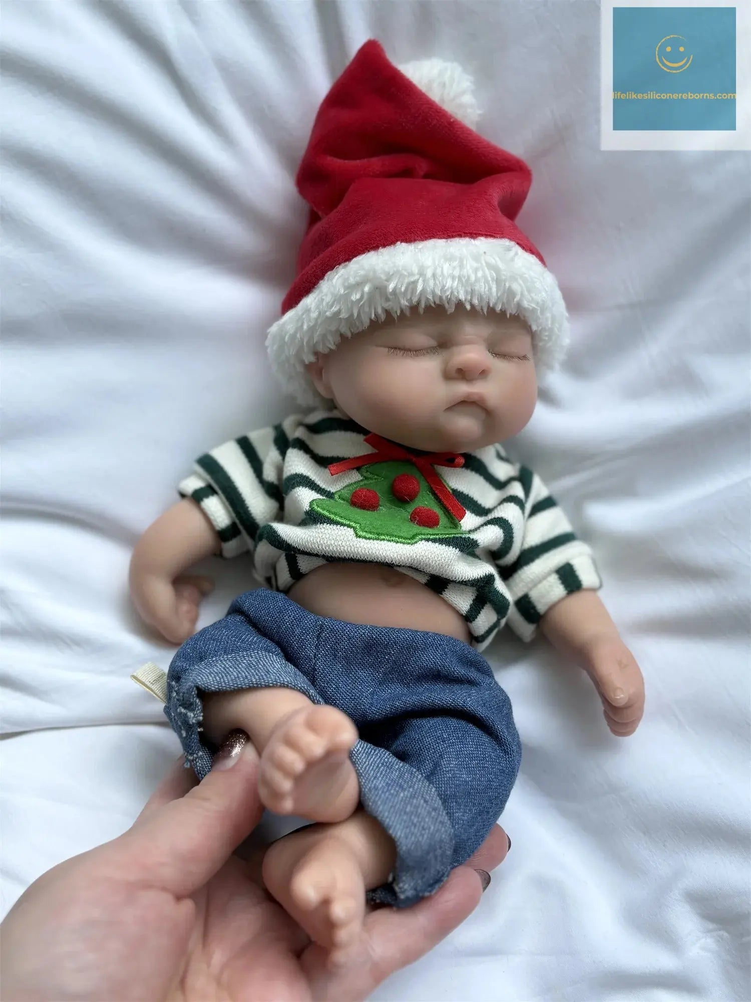 28cm Close Eyes Washable Full Body Silicone Reborn Boy Doll With Eyelashes 3D Paint Skin Soft Lifelike Realistic Bebe Reborn lifelikesiliconereborns.com