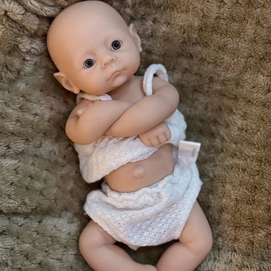 28cm Unpainted Open Eyes Solid Silicone Girl Doll With Waterproof Body Handmade Soft Touch Feeling Lifelike Real Bebe Reborn lifelikesiliconereborns.com
