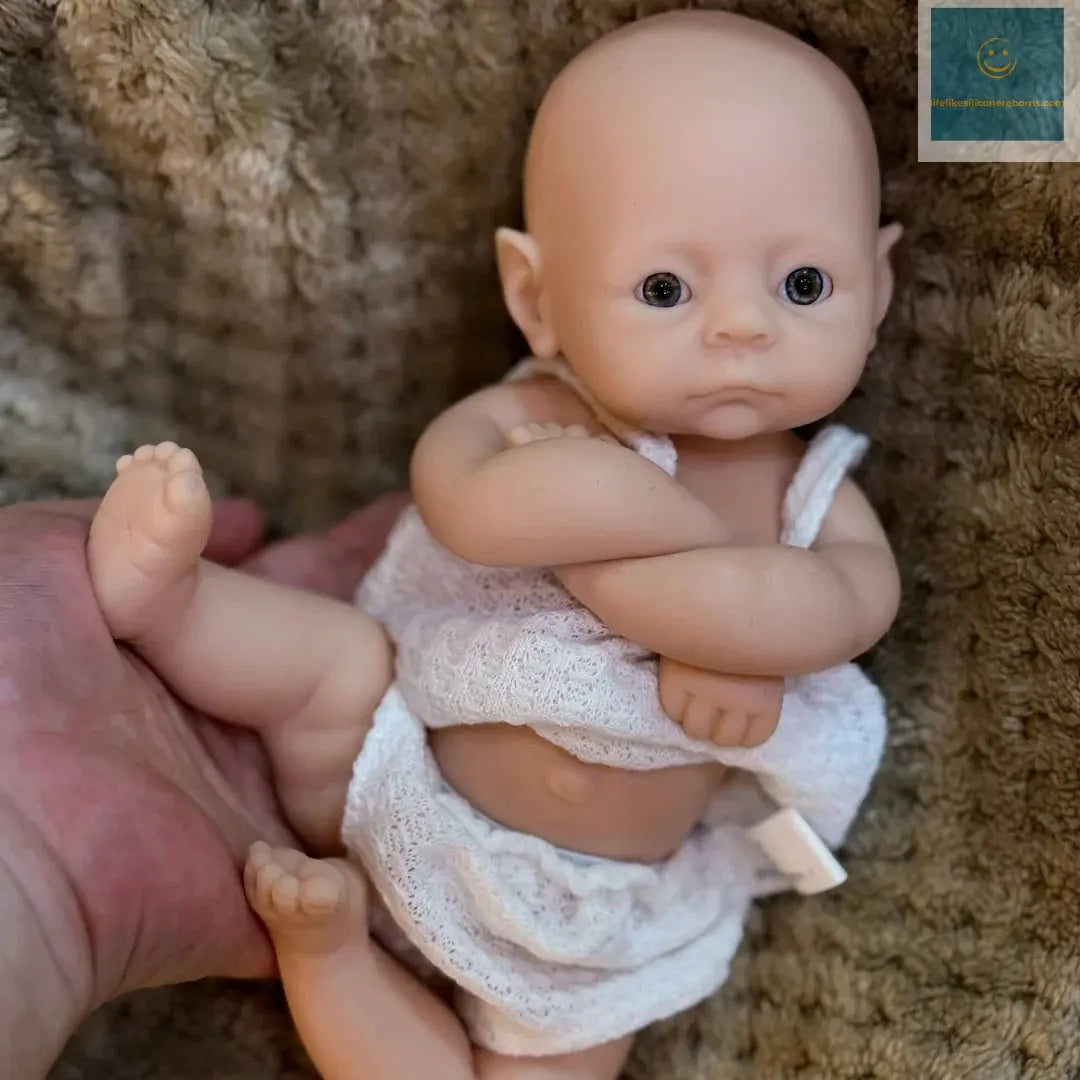 2Styles/10Inch Washable Full Body Silicone Bebe Reborn Girls With Unpaint Skin Reborn Doll LIifelike bebe reborn de silicona lifelikesiliconereborns.com