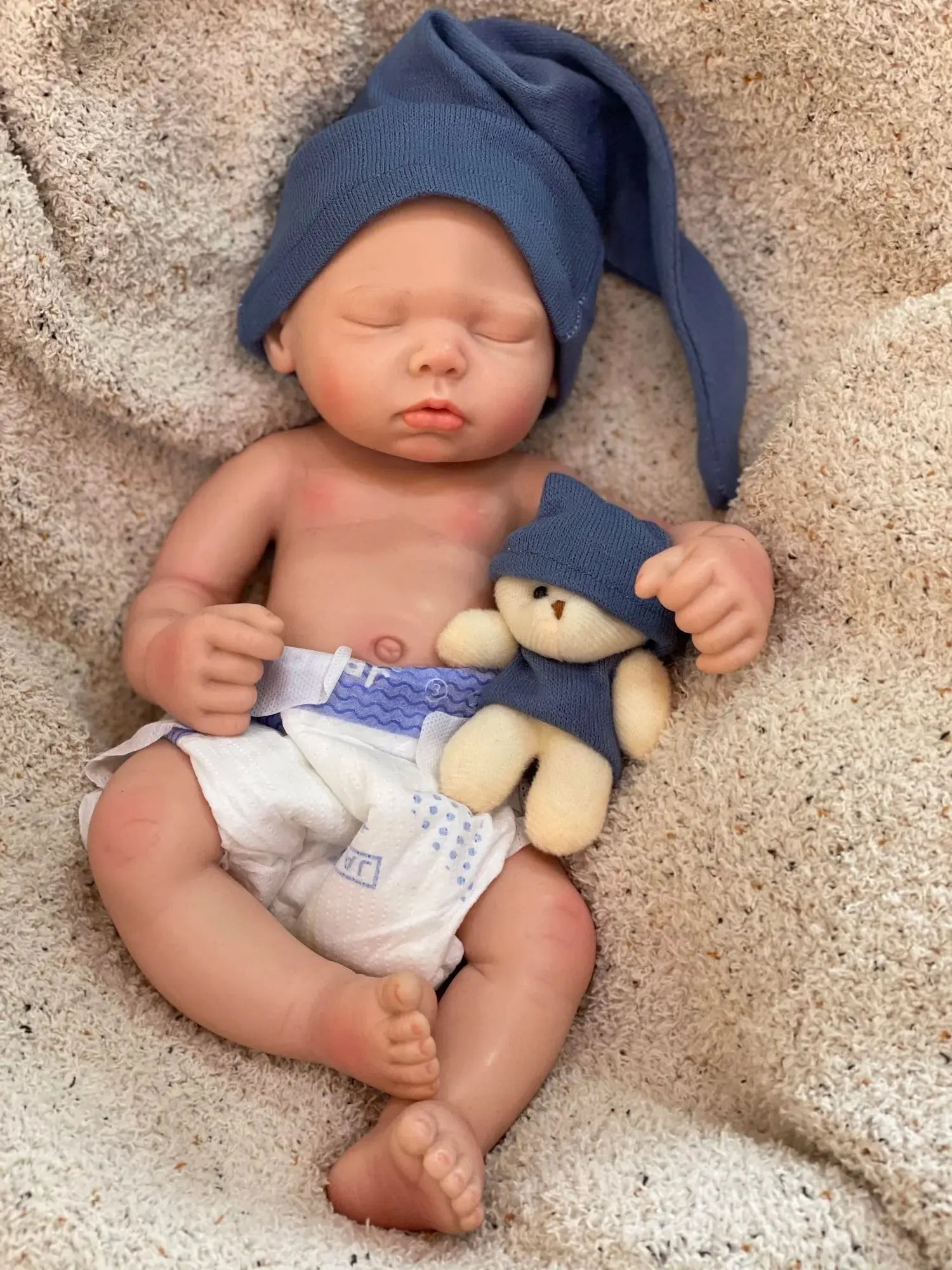 3 Styles/45cm Close Eyes Bebe Reborn Girl Soft Solid Silicone Newborn Baby Girl 3D Paint Skin Lifelike Corpo De Silicone Doll lifelikesiliconereborns.com