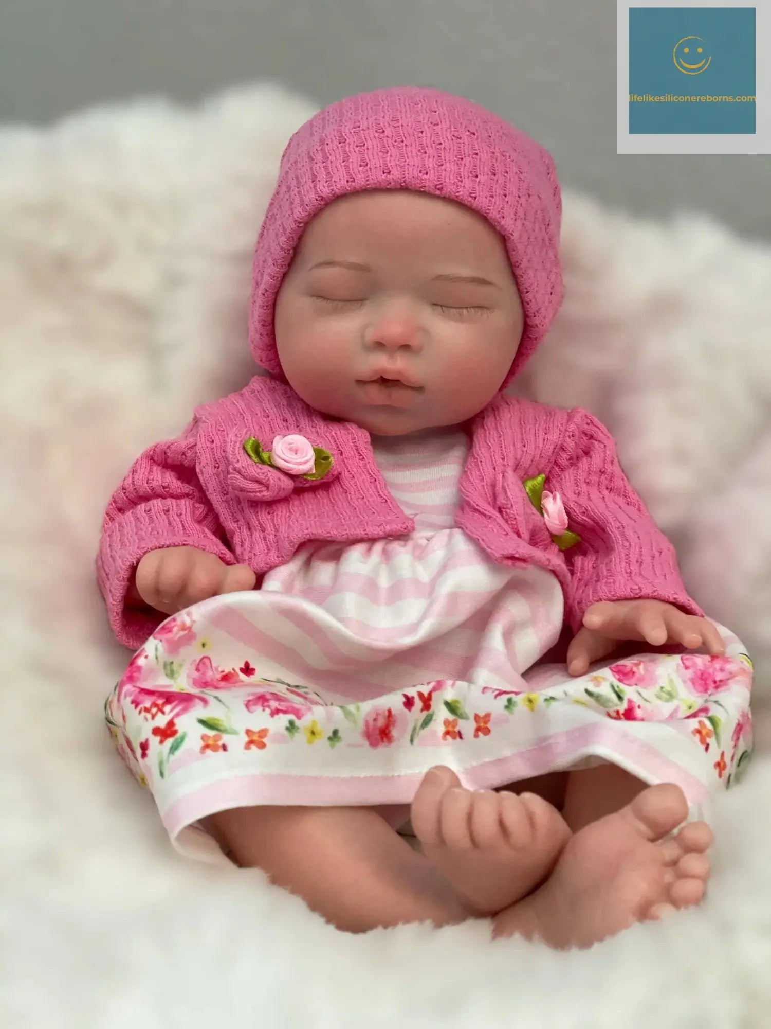 35cm Soft Touch Feeling Solid Silicone Bebe Reborn Girl Can Drink and Pee Reborn Baby Girl Handmade Lifelike Muñeca Reborn Doll lifelikesiliconereborns.com
