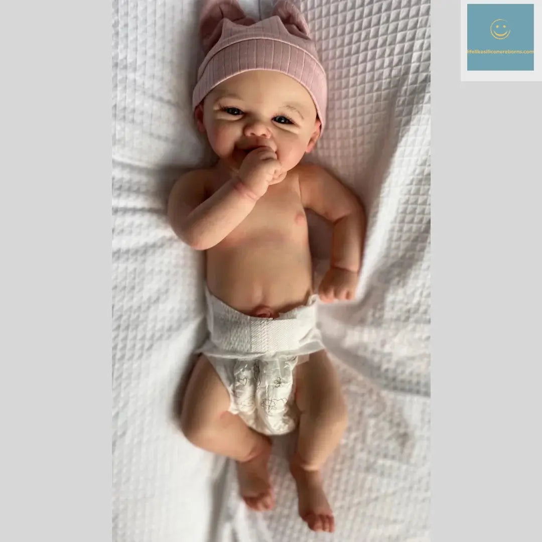 43-45cm Can Open Mouth Vivienne Washable Soft Silicone Bebe Reborn Girl Doll With Painted Skin Lifelike Newborn Girl Doll lifelikesiliconereborns.com