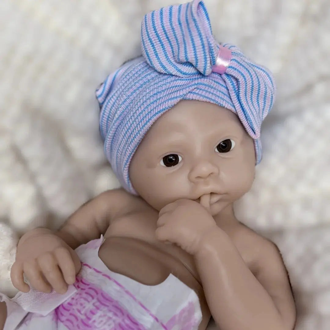 45cm Open Mouth Meadow Solid Silicone bébé reborn Girl With Unpaint Skin Waterproof Newborn Girl Doll Corpo De Silicone Doll lifelikesiliconereborns.com