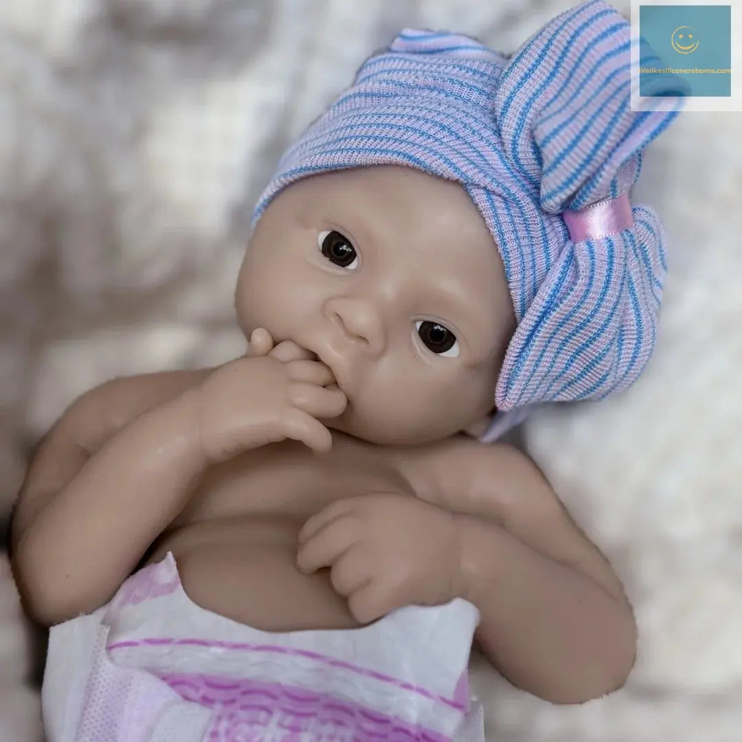 45cm Open Mouth Meadow Solid Silicone bébé reborn Girl With Unpaint Skin Waterproof Newborn Girl Doll Corpo De Silicone Doll lifelikesiliconereborns.com