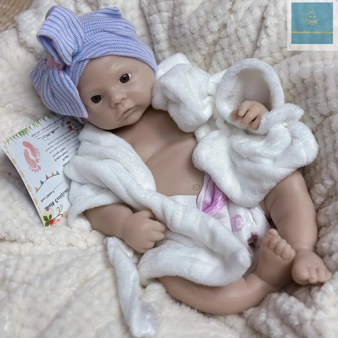 45cm Open Mouth Meadow Solid Silicone bébé reborn Girl With Unpaint Skin Waterproof Newborn Girl Doll Corpo De Silicone Doll lifelikesiliconereborns.com