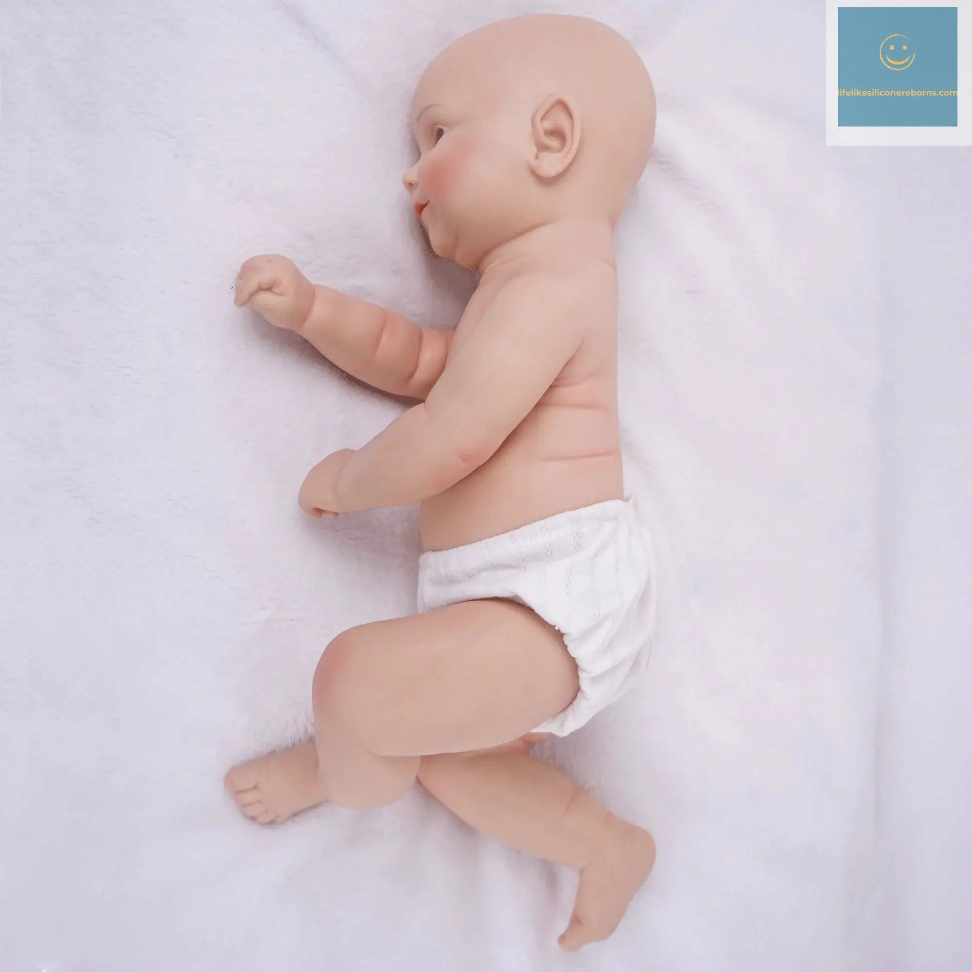 47 cm full silicone reborn doll dressable make-up cute soft girl 4.25 kg lifelikesiliconereborns.com