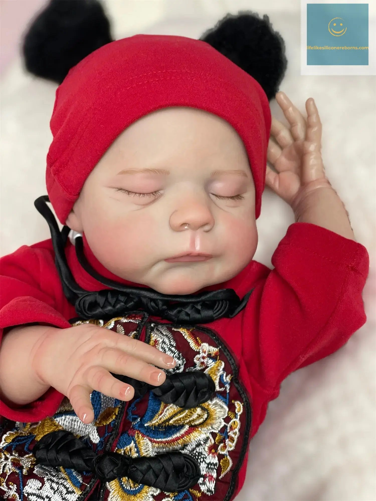 47cm Washable Eric Bebe Reborn Girl With Painted Hair Whole Body Soft Vinyl 3D Paint Skin Handmade Lifelike Real Reborn Doll lifelikesiliconereborns.com