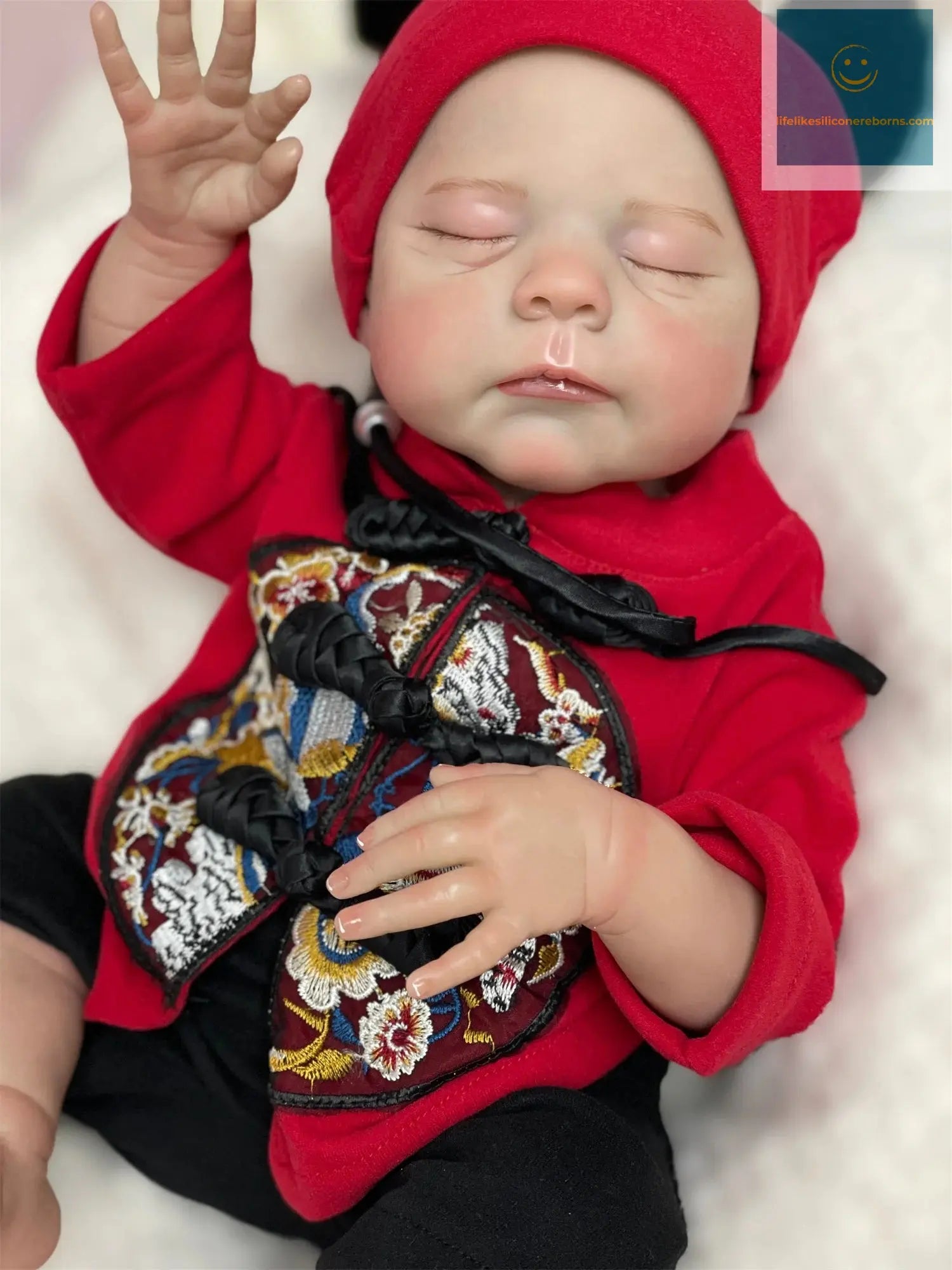 47cm Washable Eric Bebe Reborn Girl With Painted Hair Whole Body Soft Vinyl 3D Paint Skin Handmade Lifelike Real Reborn Doll lifelikesiliconereborns.com