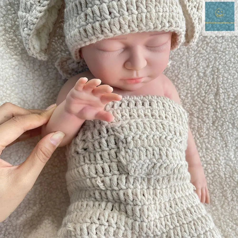 55cm Silicone Reborn Baby Doll Lifelike Girl With Skin Details For Kids Xmas Birthday Parents New Year Gift Dolls Collectible lifelikesiliconereborns.com