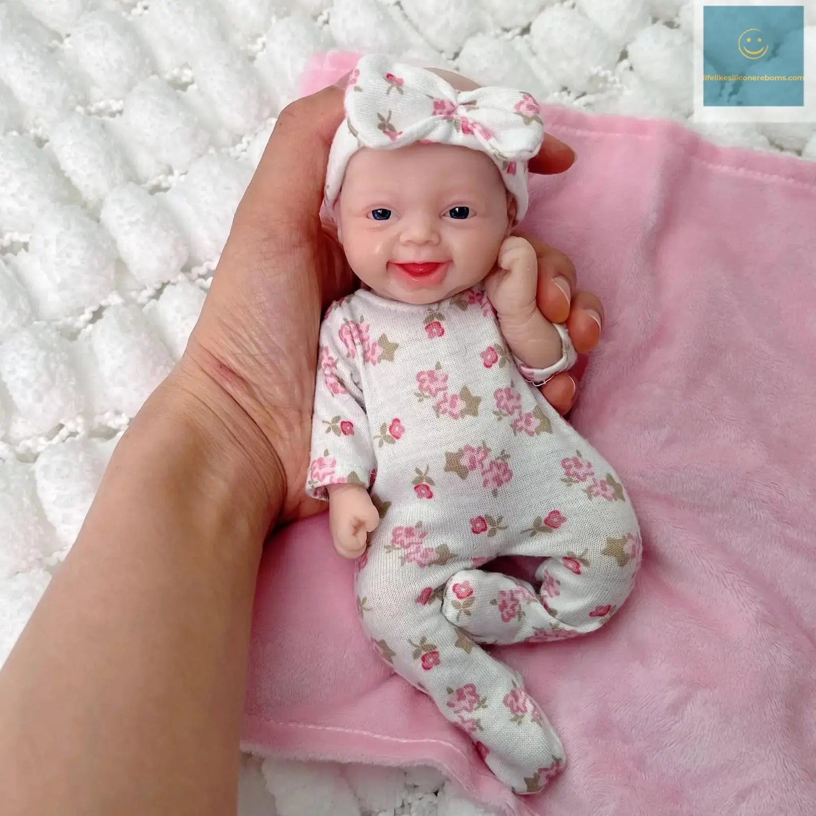 7 inch Cuddly Mini Silicone Reborn Doll,Body Soft Silicone Lifelike Reborn Baby, Halloween/Thanksgiving Day/Christmas Gift lifelikesiliconereborns.com
