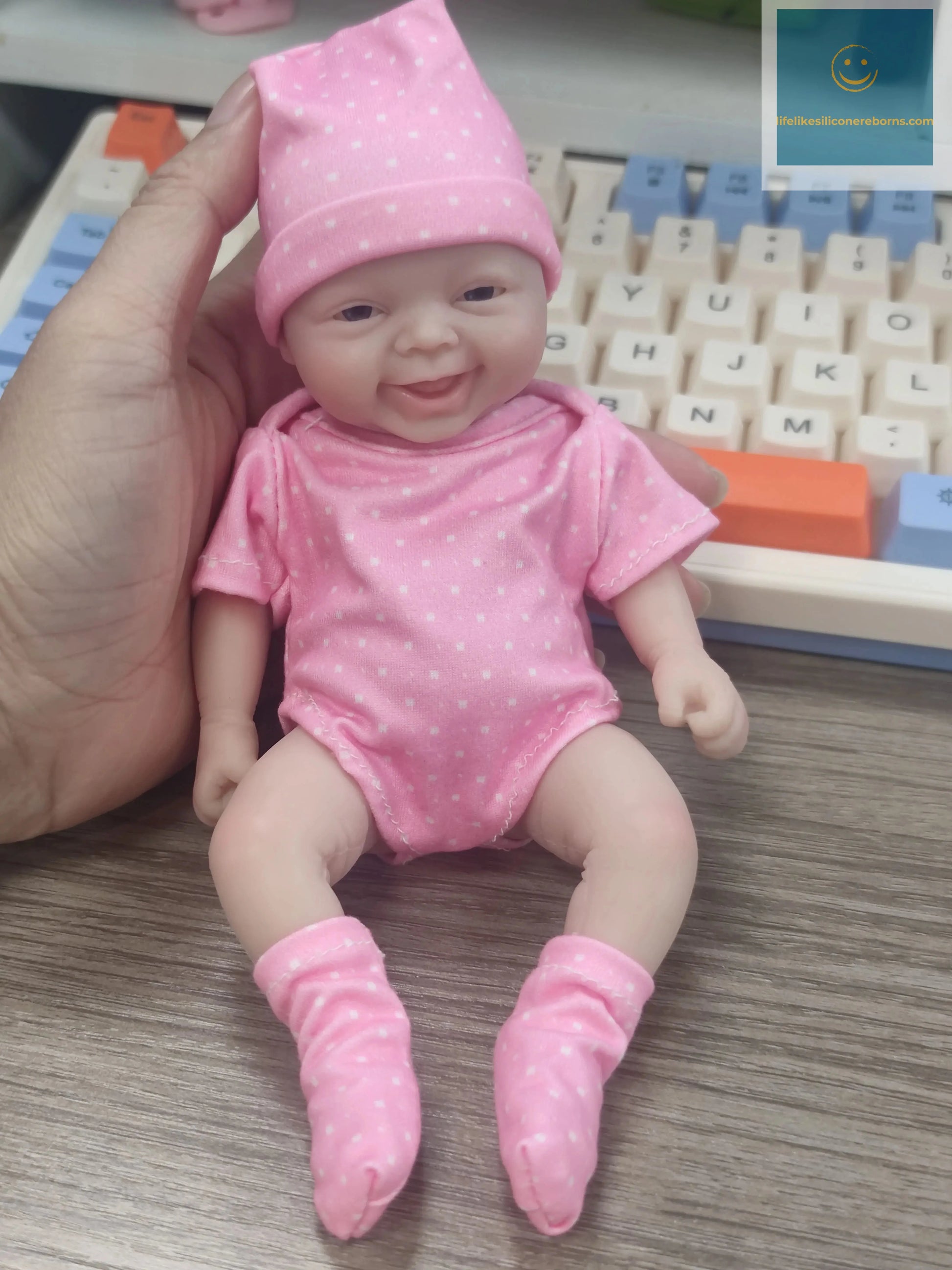 7 inch Cuddly Mini Silicone Reborn Doll,Body Soft Silicone Lifelike Reborn Baby, Halloween/Thanksgiving Day/Christmas Gift lifelikesiliconereborns.com