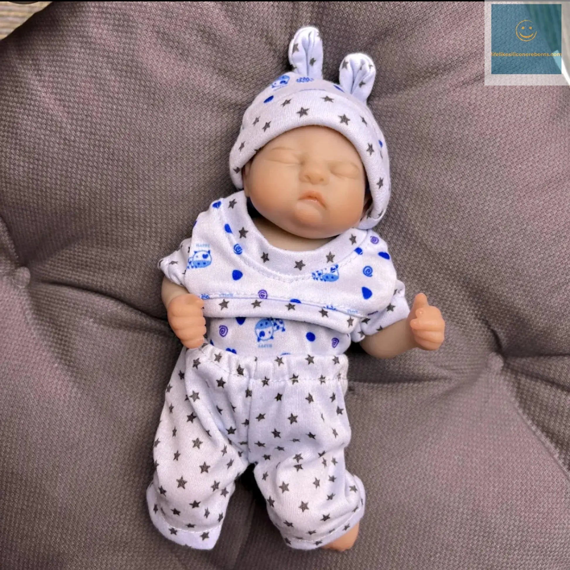 8Inch Full Body Soft Vinyl Bebe Reborn 3D Painted Menina Boneca Renascida Lifelike Real Soft Touch Cuddly Toddler Dolls lifelikesiliconereborns.com