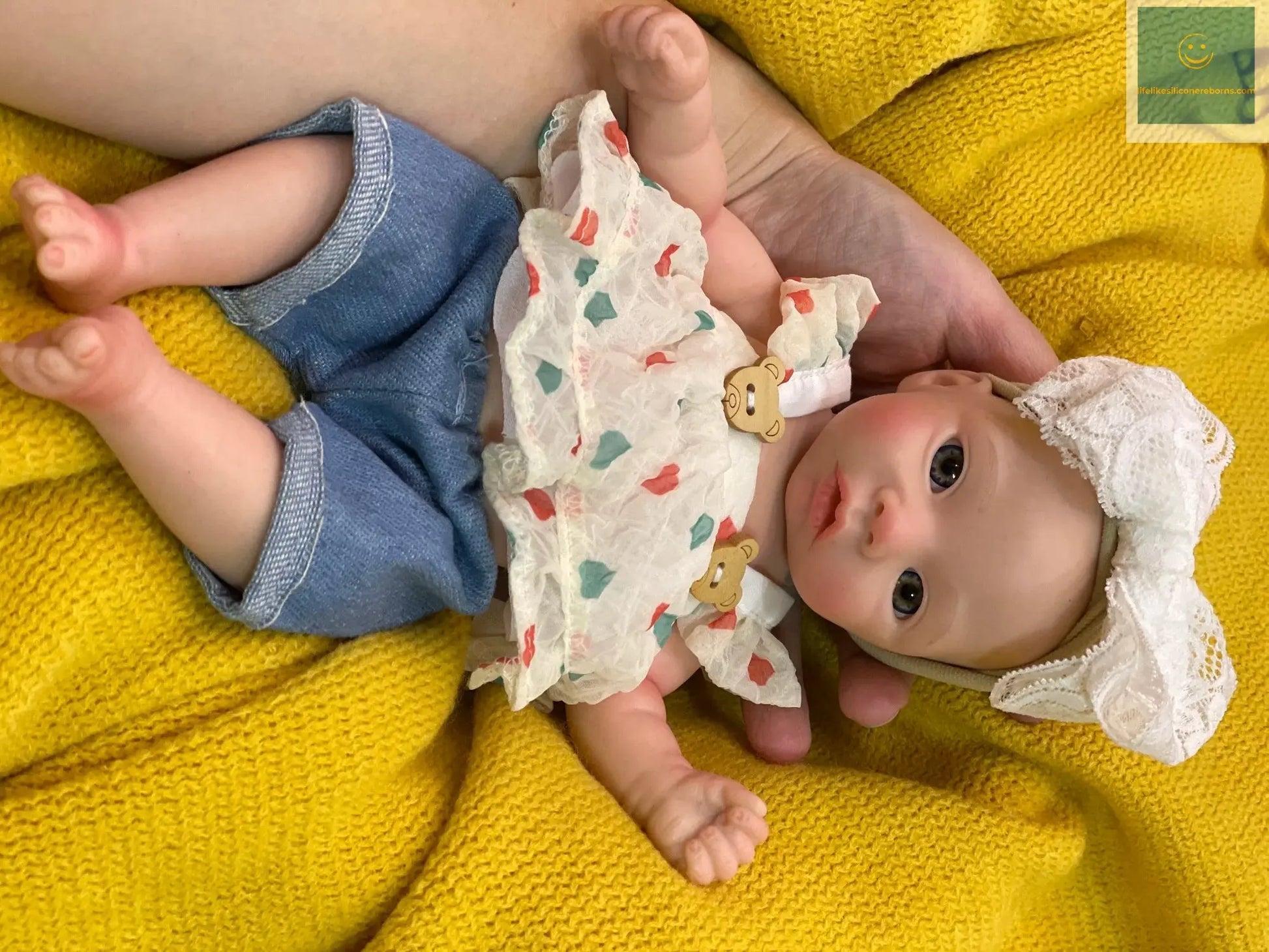 8styles/26cm Open and Close Eyes Cute Soft Full Body Solid Silicone Girl 3D Painted Skin Lifelike Real Corpo De Silicone Doll lifelikesiliconereborns.com