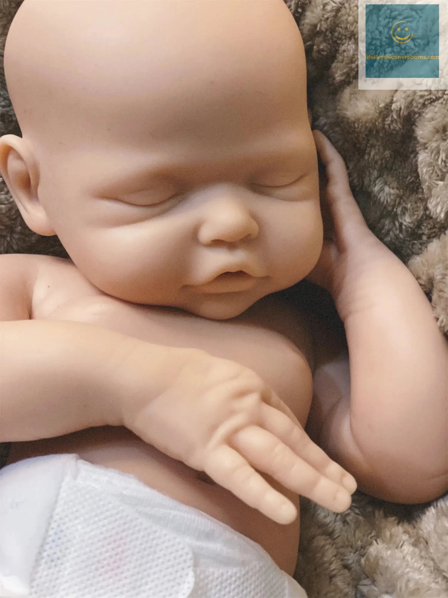 Can Open Mouth 17Inch Washable Close Eyes Full Body Solid Silicone Bebe Reborn Girl HandmadeLifelike Real Corpo De Silicone Doll lifelikesiliconereborns.com