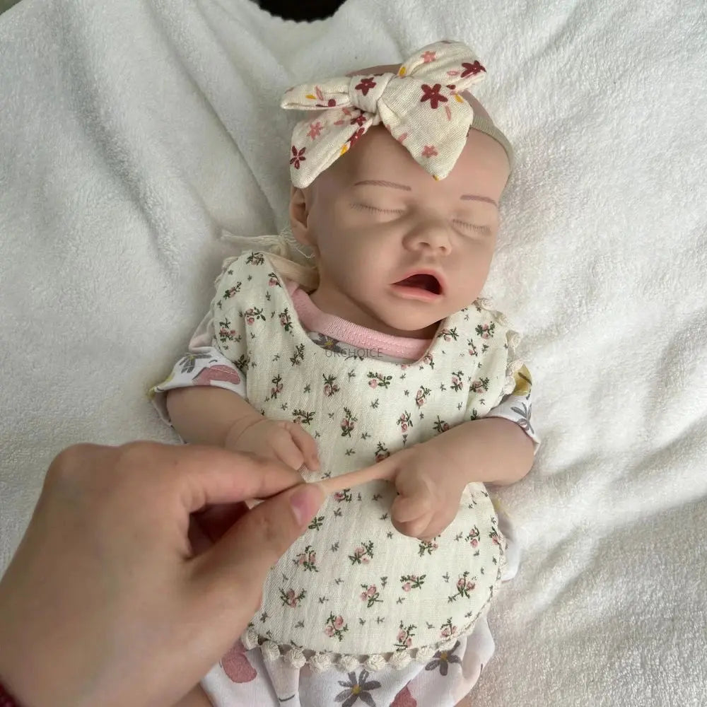 Full Body Soft Lifelike 18Inch Silicone Reborn Baby Girl Realistic 3D Skin Washable Dolls  For Kids Toy Role-Playing Collection lifelikesiliconereborns.com