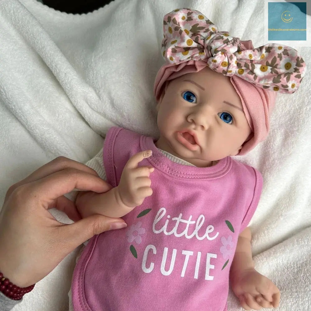 Handmade 45cm Lifelike Full Body Soft Silicone Reborn Baby Girl Open Eyes Easy to Clean Weighted Doll for Coping with Loss  Gift lifelikesiliconereborns.com