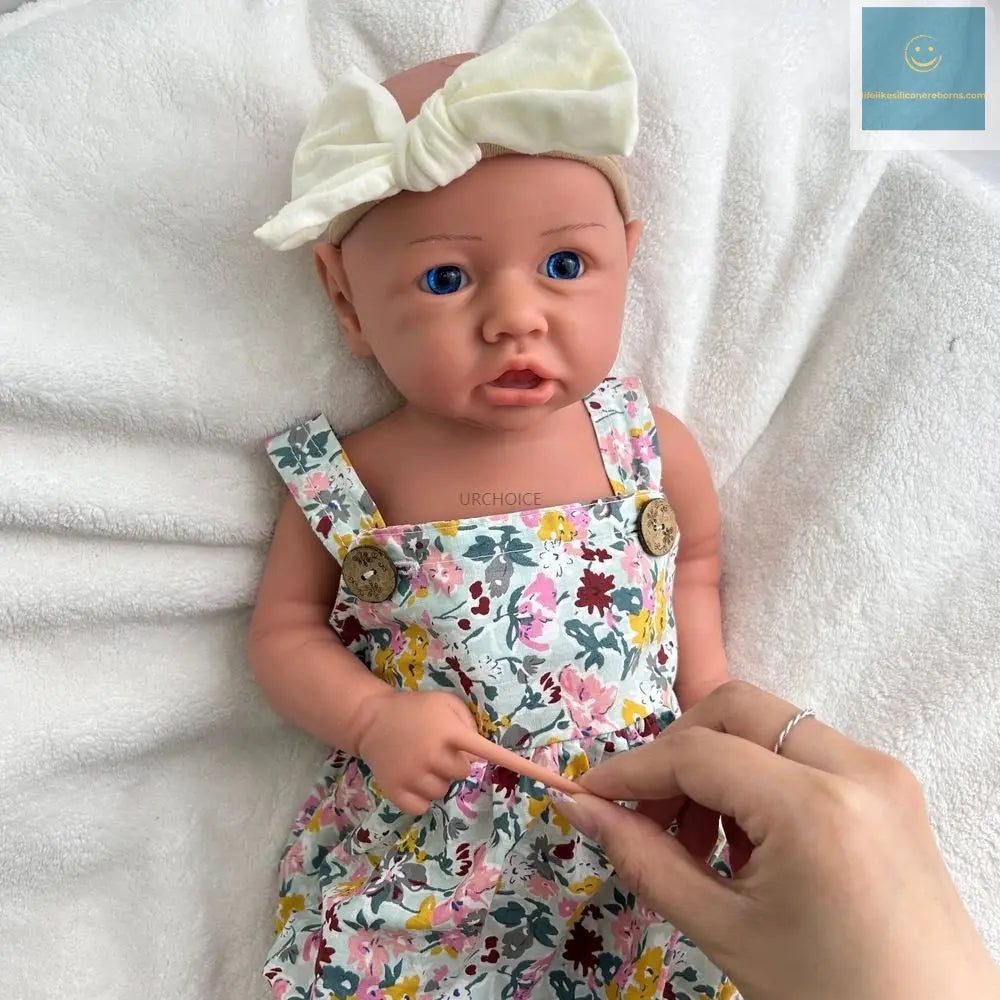 Handmade 45cm Lifelike Full Body Soft Silicone Reborn Baby Girl Open Eyes Easy to Clean Weighted Doll for Coping with Loss  Gift lifelikesiliconereborns.com