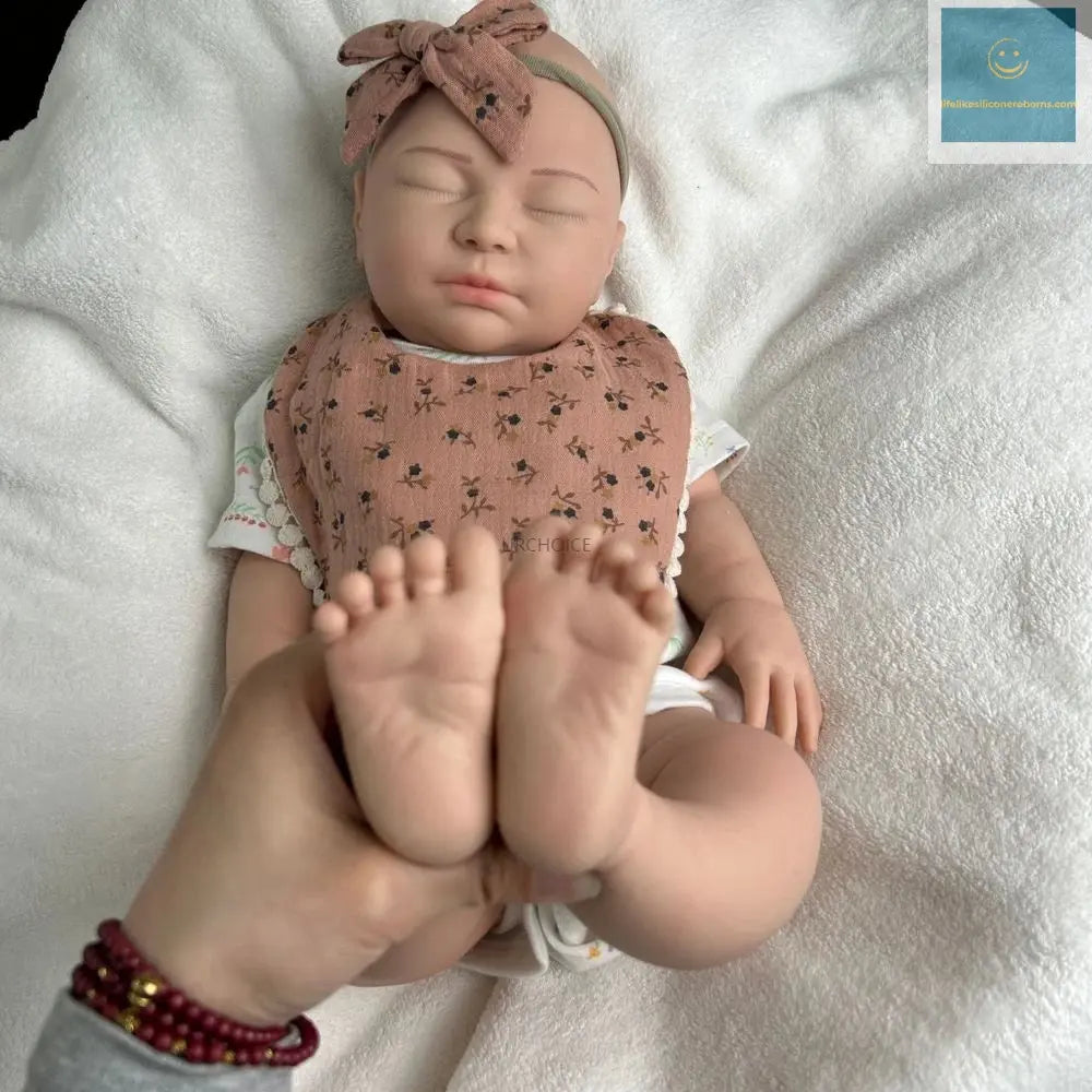Handmade Soft 22Inch Silicone Reborn Baby Girl Realistic Weighted Waterproof Doll As Keepsakes Christmas Gift  ﻿Collectibles lifelikesiliconereborns.com