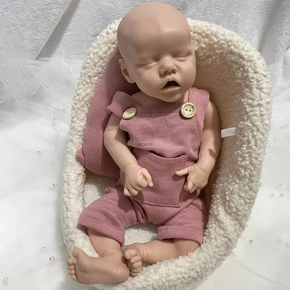 High-Simulation 18Inch Customizable Silicone Reborn Baby Girl Weighted Soft Washable Doll for Doll Enthusiasts Gift Collector lifelikesiliconereborns.com