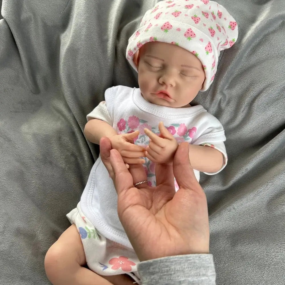 Highly Detailed 3D Skin Silicone Reborn Baby Girl Soft Durable Materials Waterproof Dolls For Collectors Anti-Stress Kids Toy lifelikesiliconereborns.com