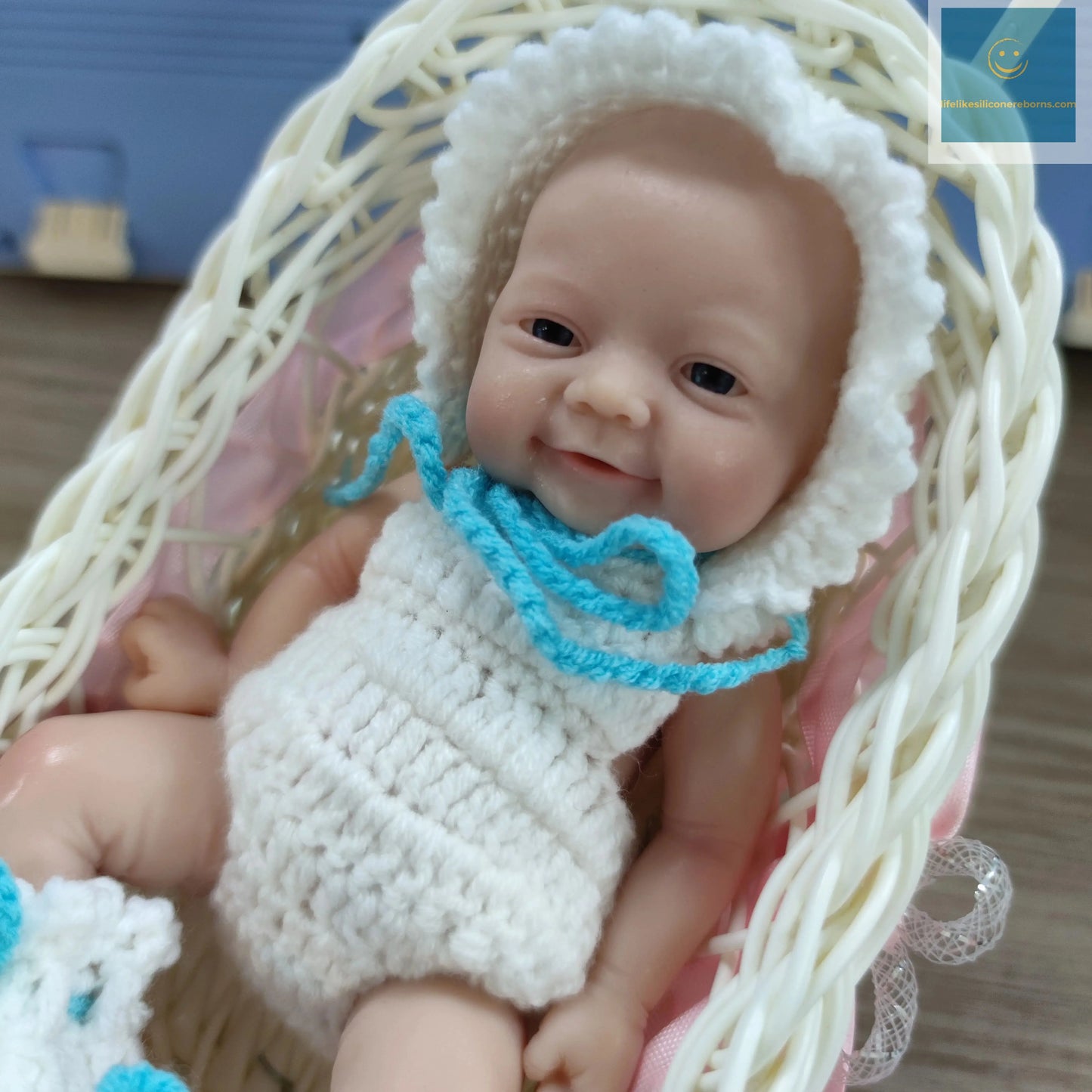 Lifelike Reborn Baby doll 7 inch Mini Full Body Soft Silicone Miniature Babies for Kid Halloween/Thanksgiving Day/Christmas Gift lifelikesiliconereborns.com