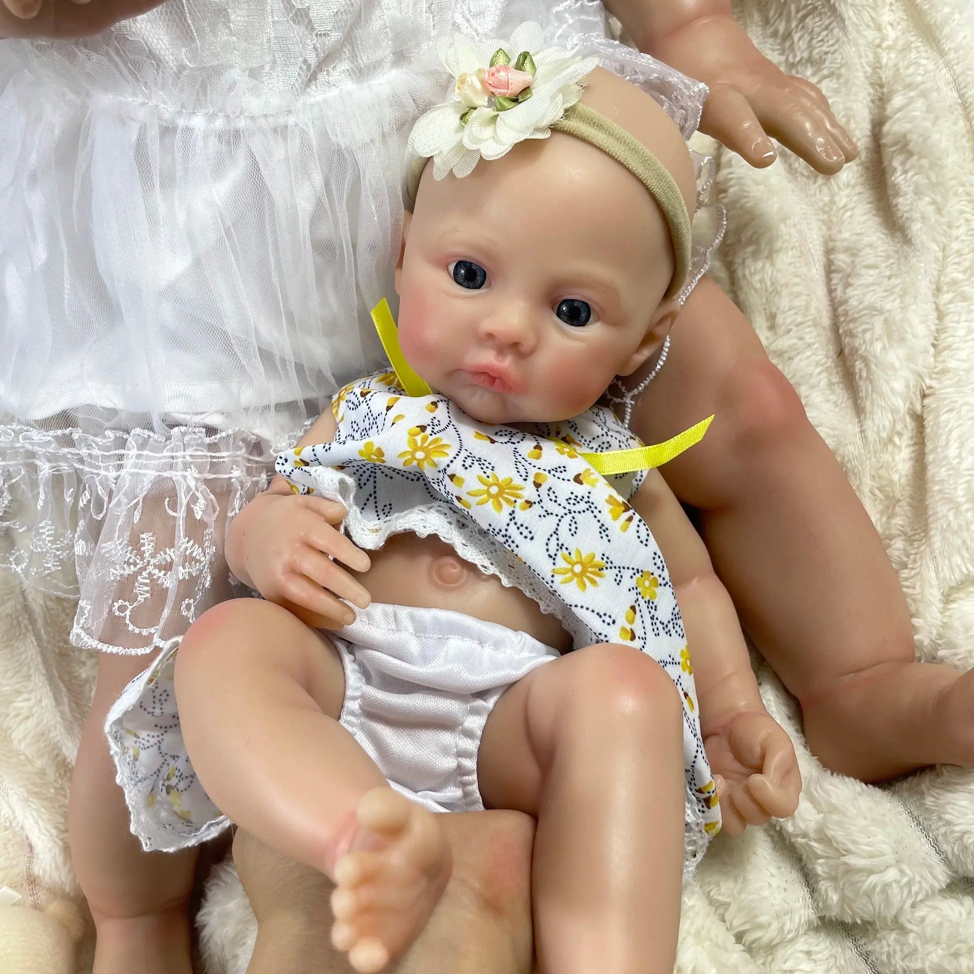 Mini 33 CM Full Silicon Reborn Baby Doll Meadow Lifelike Soft Solid Silicone Body Girl Washable Christmas Gift Toy lifelikesiliconereborns.com