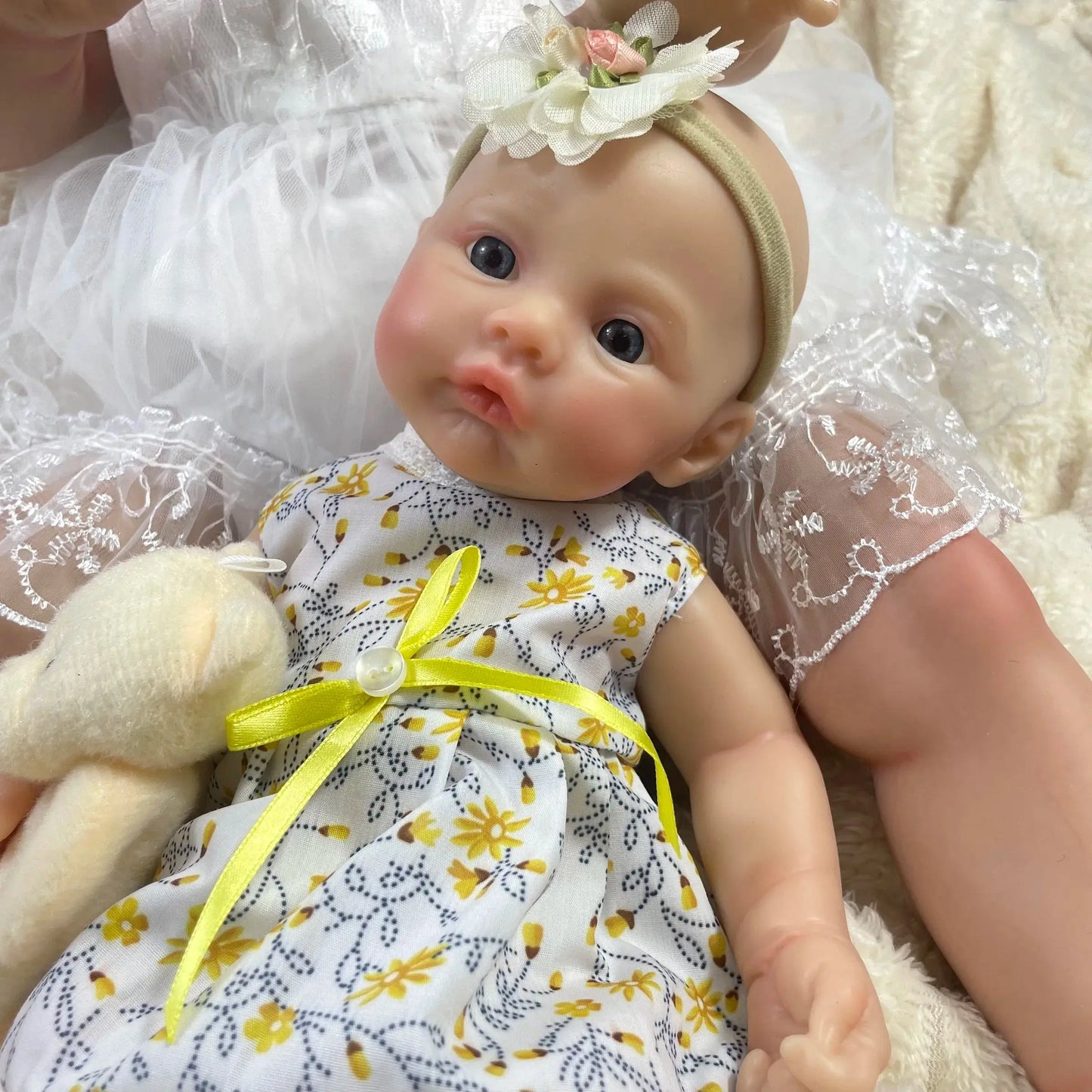 Mini 33 CM Full Silicon Reborn Baby Doll Meadow Lifelike Soft Solid Silicone Body Girl Washable Christmas Gift Toy lifelikesiliconereborns.com