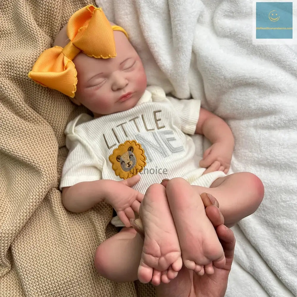 Newborn Silicone Baby Doll Full Body Weighted Hand Painted Reborn Doll Closed Eyes Lifelike Girl Collectibles DIY Reborne Artist lifelikesiliconereborns.com