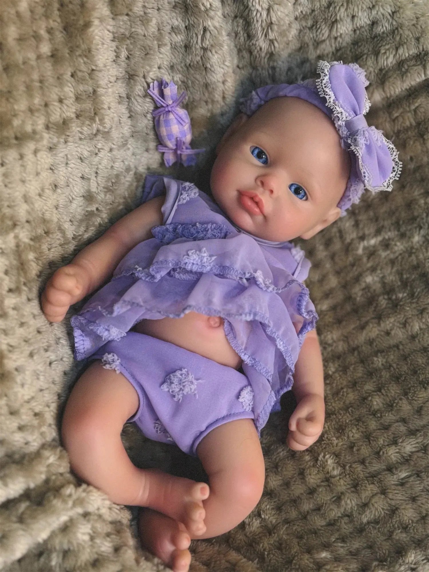 Open Eyes 33cm Can Washable Full Body Solid Silicone Bebe Reborn Girl With Handmade Painted Skin Lifelike Reborn Baby Dolls lifelikesiliconereborns.com