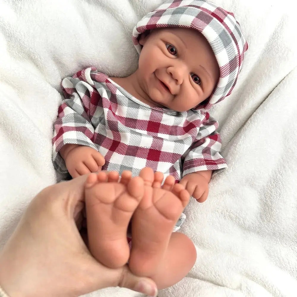 Photography Prop 17Inch Lifelike Silicone Reborn Baby Girl Realistic Skin Flexible Limbs Doll Perfect for Shoots Christmas Gift lifelikesiliconereborns.com