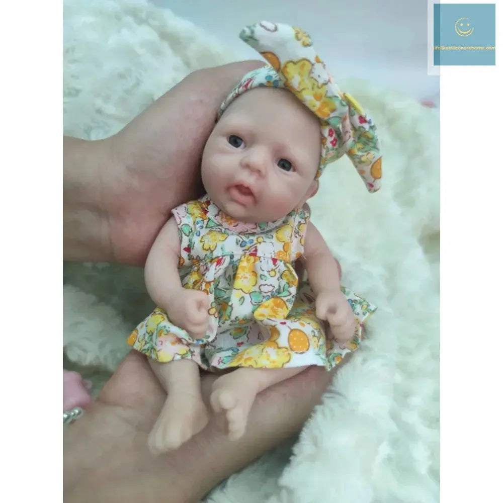 Reborn Baby Dolls 7 Inch Hand Made Girl Silicone Doll Mini Realistic Baby Dolls Silicone Full Body for Kids Christmas Gift lifelikesiliconereborns.com