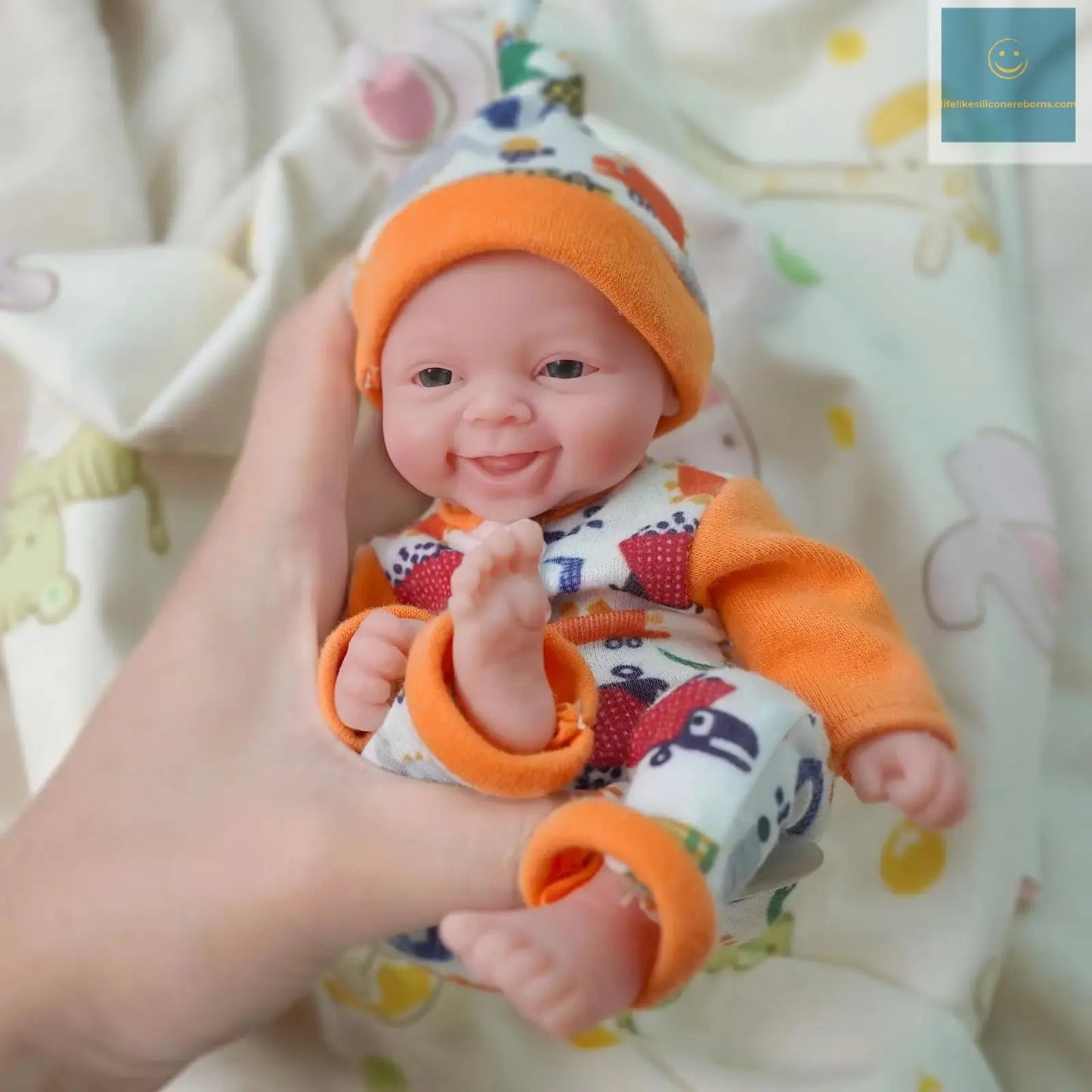 Reborn Silicone Baby Doll 7 Inch Mini Realistic Newborn Baby Dolls Full Body with Feeding Accessories for kids Christmas Gift lifelikesiliconereborns.com