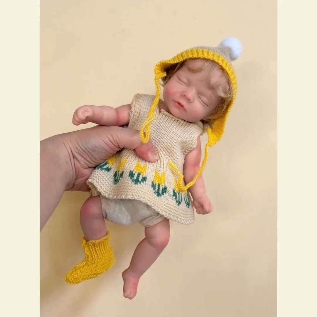 10Inch Can Open Mouth Full Body Silicone Reborn Girl Doll With Handmade Rooted Hair Lifelike Newborn Doll With Sweather Cloth lifelikesiliconereborns.com