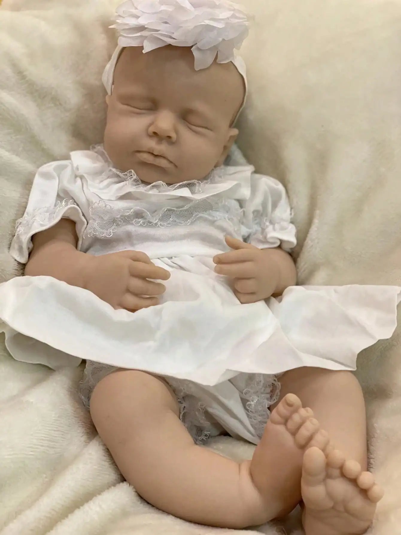 Saskia 18-Inch Loulou Full Silicone Reborn Girl | Handmade Unpainted Doll Kit | with White Clothes lifelikesiliconereborns.com