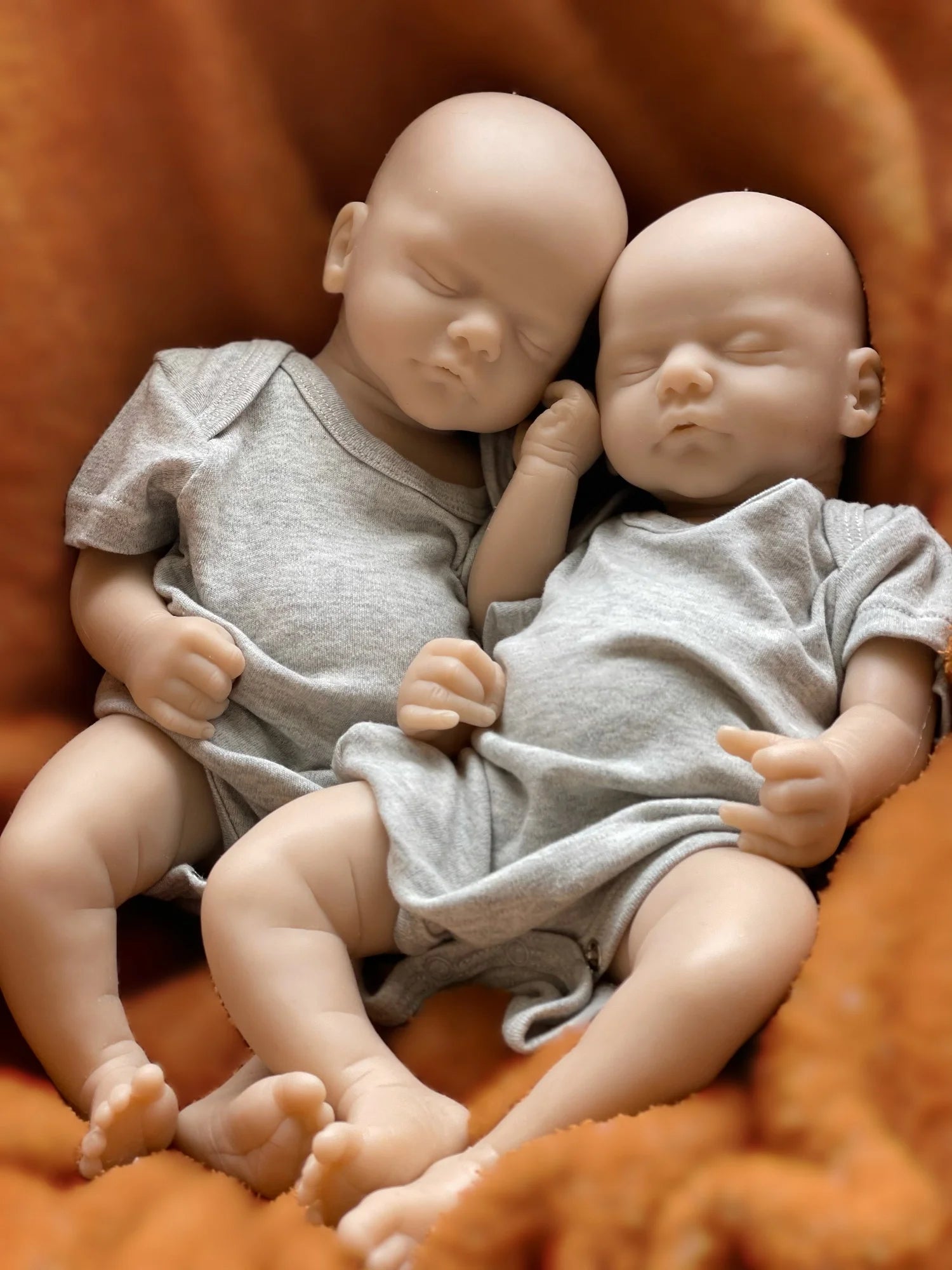 Can Open Mouth 45cm Twins Sam Reborn Baby Girl and Boy Full Body Solid Silicone Un/Painted Bebe Reborn Soft Touch Feeling Doll lifelikesiliconereborns.com