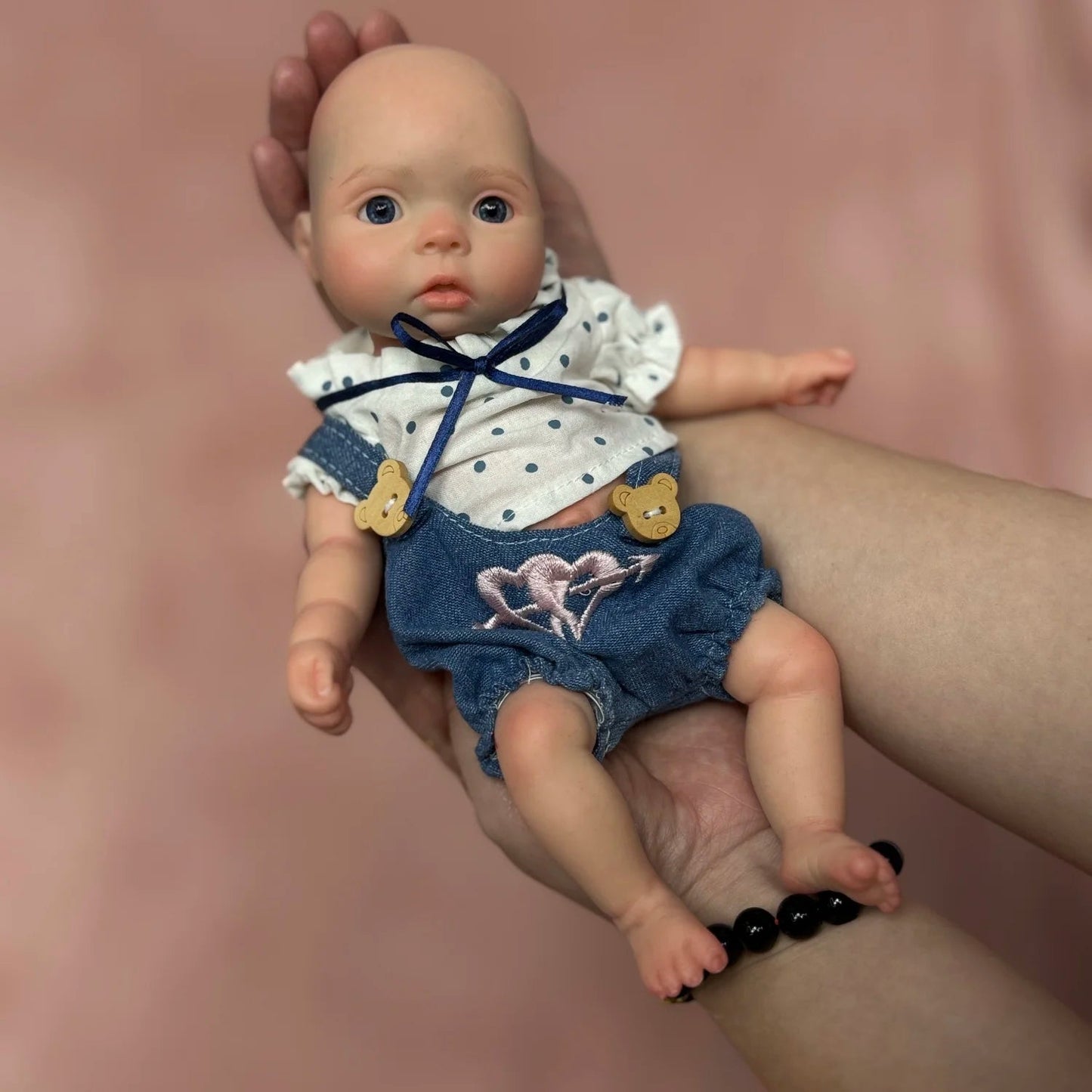 2 Styles Big Eyes Waterproof Silicone Bebe Reborn Girl With Cuddly Outfits Soft Touch Handmade Lifelike reales para niñas lifelikesiliconereborns.com