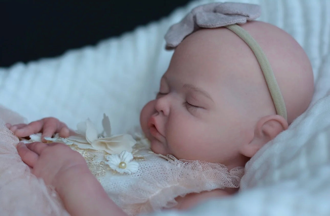 18Inch Can Open Mouth&Washable Solid Silicone Bebe Reborn Girl With Painted Skin Silicone Doll Lifelike De Silicona Girl Doll lifelikesiliconereborns.com