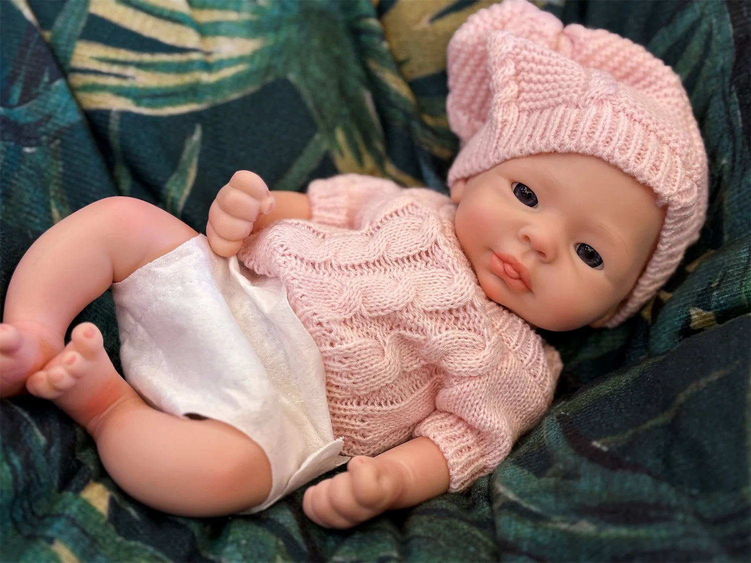 13Inch Can Washable Open Eyes Whold Body Solid Silicone Bebe Reborn Girl Lifelike Painted Newborn Baby Doll For Kids Gift lifelikesiliconereborns.com