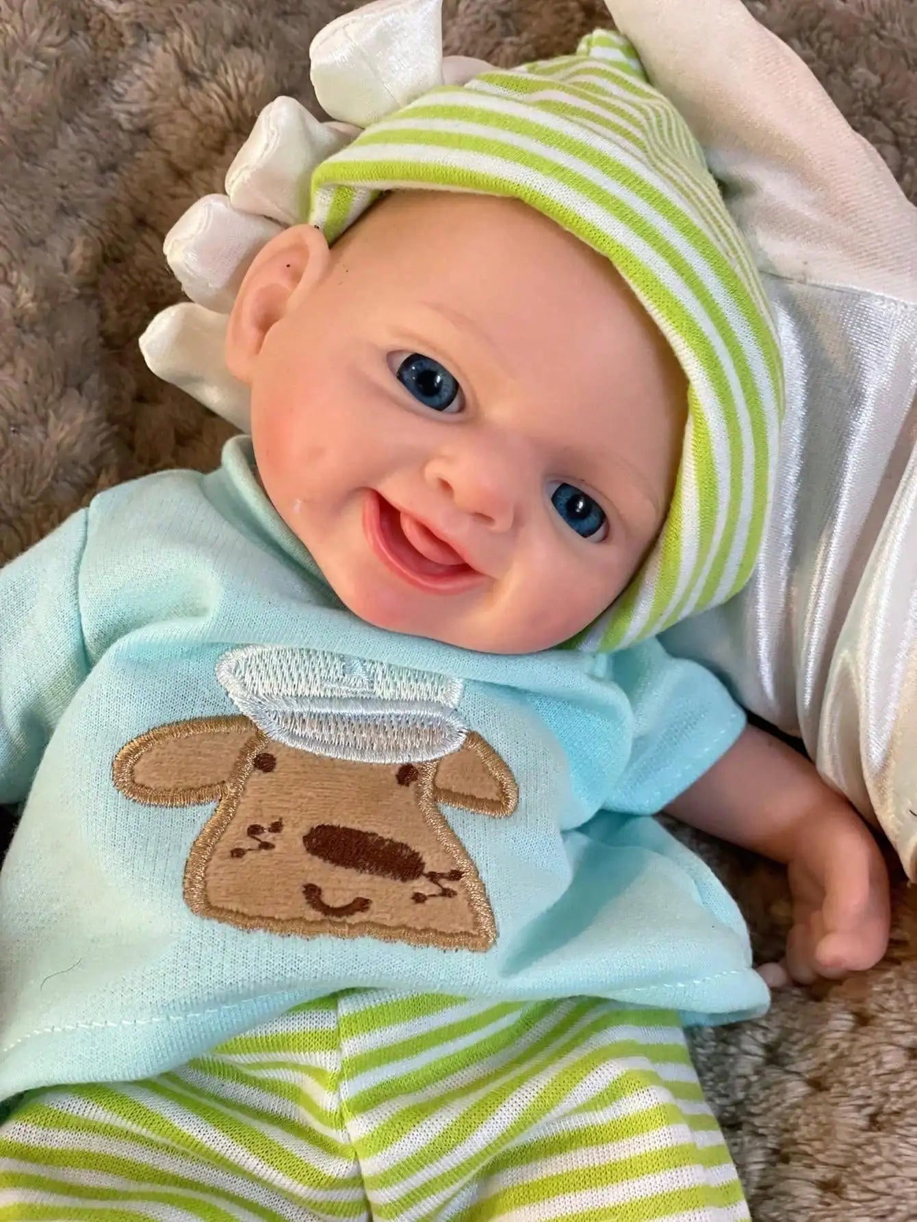 Saskia 10-Inch Lifelike Solid Silicone Reborn Boy | Handcrafted Painted Newborn | New Year Gift lifelikesiliconereborns.com