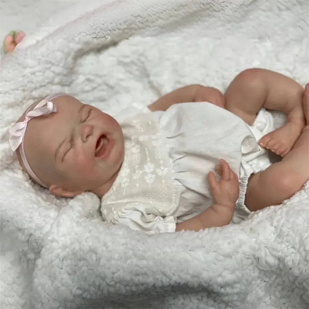 1 PC 18 Inches Maria Silicone Reborn Doll Handmade Crying Loudly Baby Girl Washable Lifelike Newborn Baby Doll With Hand-Painted lifelikesiliconereborns.com