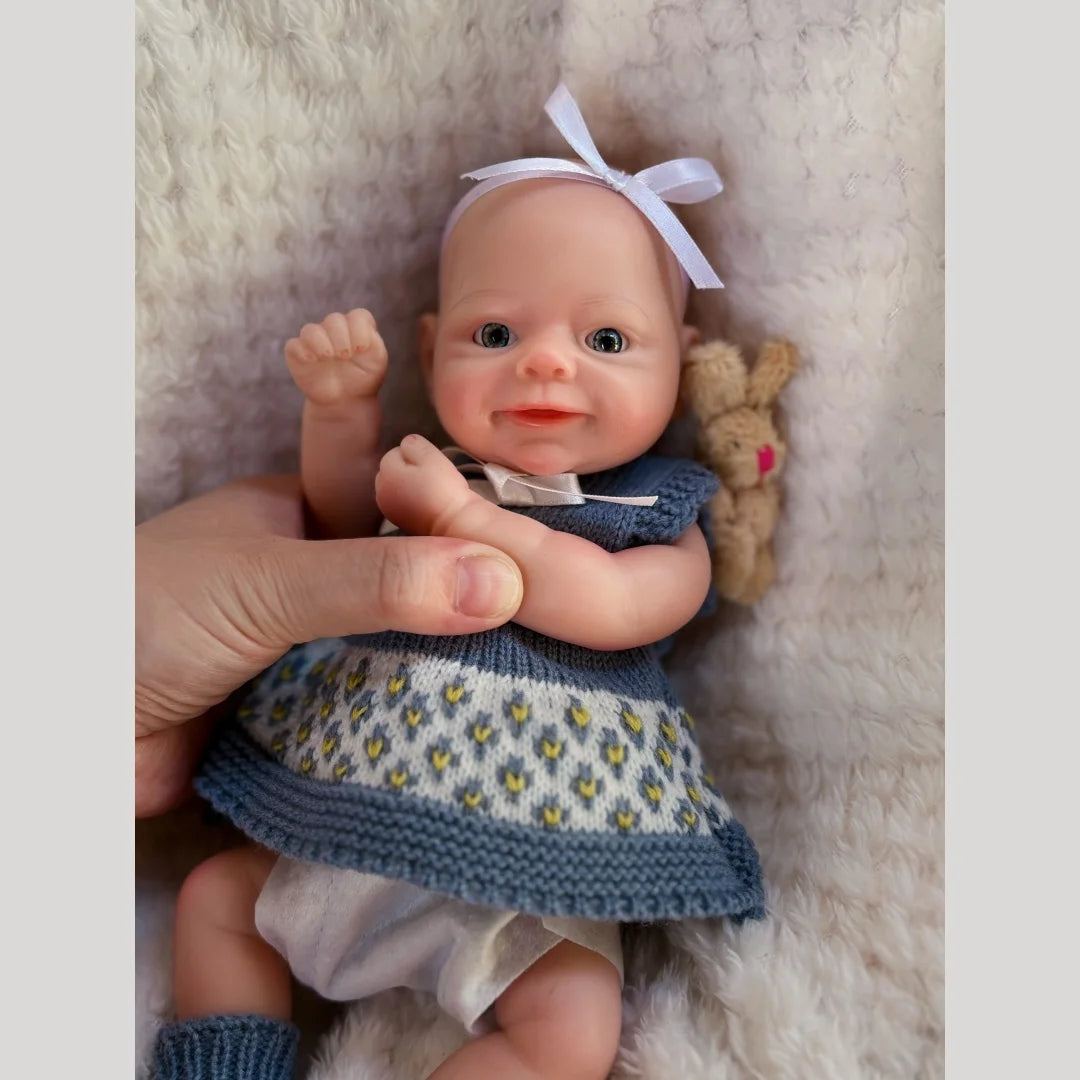 10Inch Waterproof Open Eyes bebe reborn de silicona Girl Doll With 3D Painted Skin Soft Touch Newborn Doll reales para niñas lifelikesiliconereborns.com