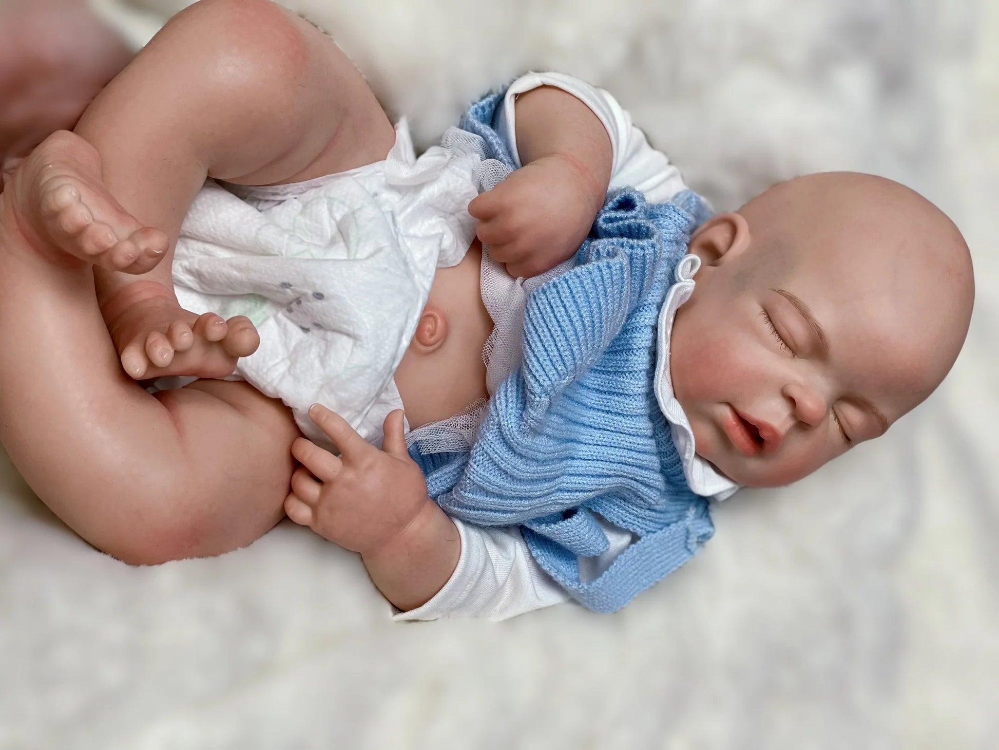 55cm Washable Solid Silicone Bebe Reborn Girl With 3D Painted Skin  Lifelike Sleeping Baby Doll Boneca Reborn Corpo De Silicone lifelikesiliconereborns.com