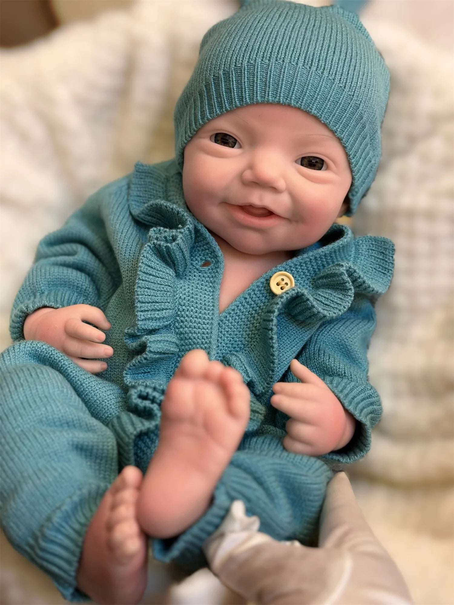 18Inch Open Eyes Full Body Silicone Reborn Girl Doll With  3D Painted Skin Handmade Can Open Mouth Newborn Baby Girl Doll lifelikesiliconereborns.com
