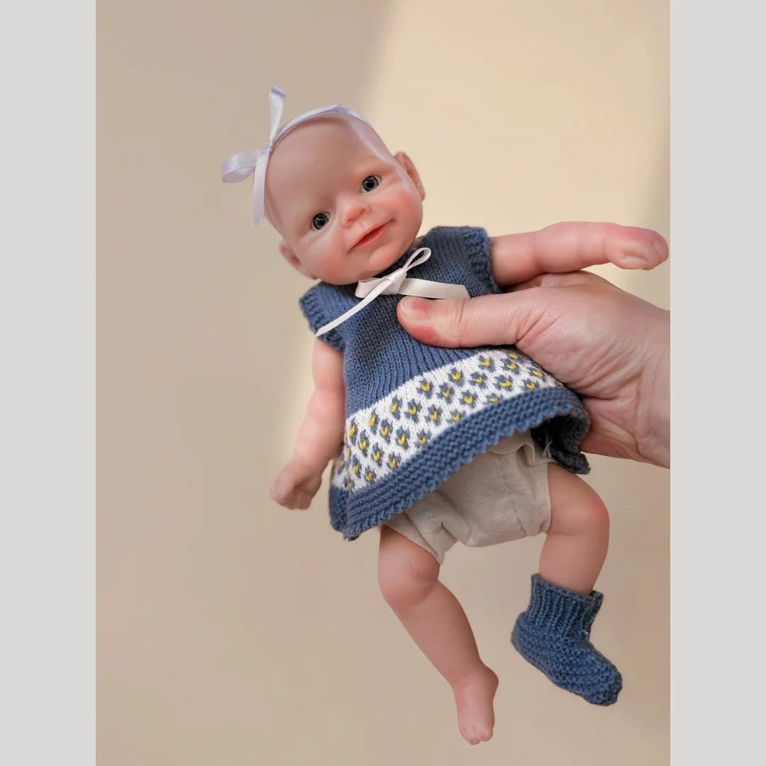 10Inch Waterproof Open Eyes bebe reborn de silicona Girl Doll With 3D Painted Skin Soft Touch Newborn Doll reales para niñas lifelikesiliconereborns.com