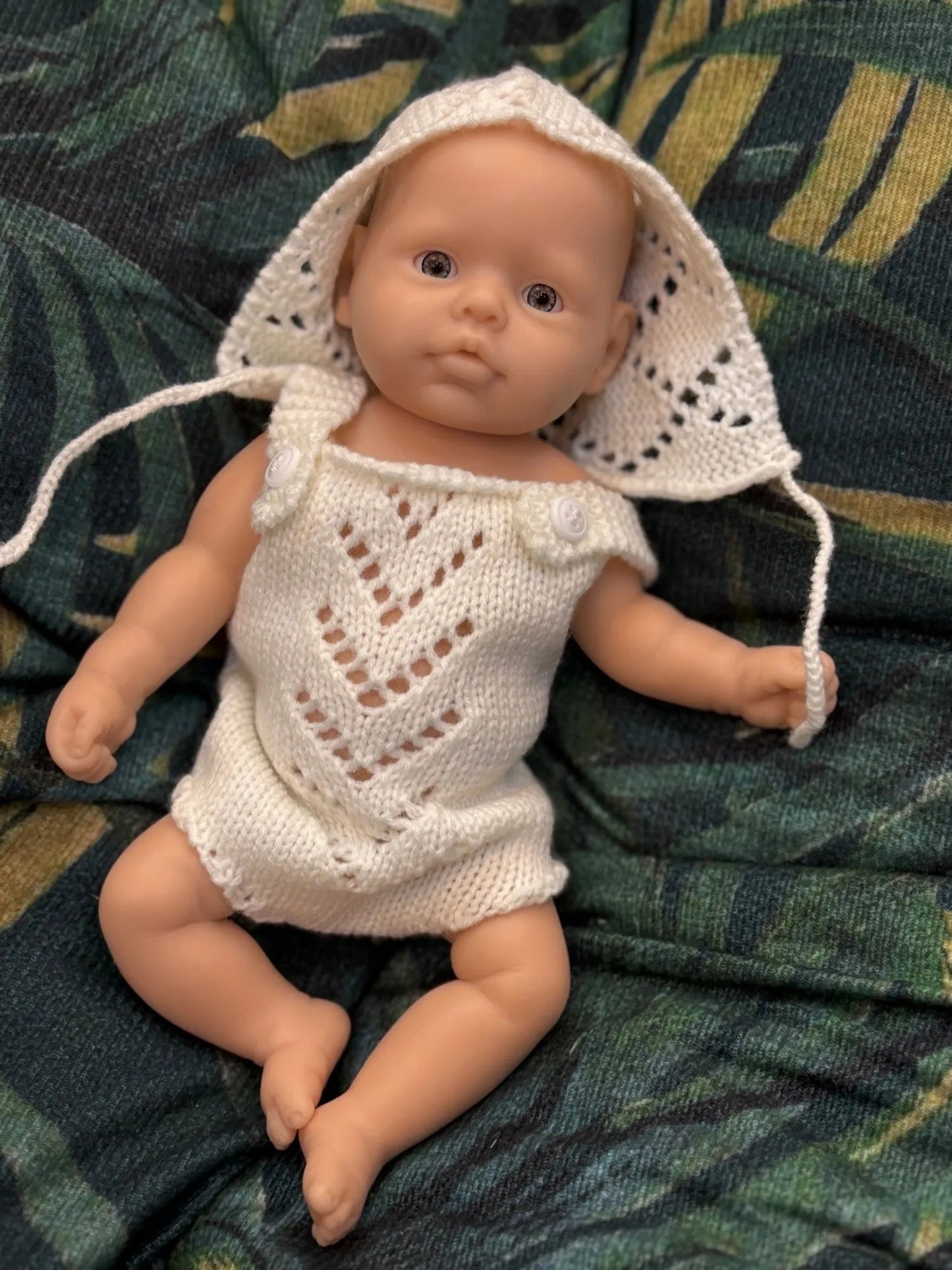 10Inch Silicone Girls Whole Body Soft Solid Silicone Reborn Baby Dolls Handmade Painted Newborn Baby Dolls Toys For Kids Gifts lifelikesiliconereborns.com