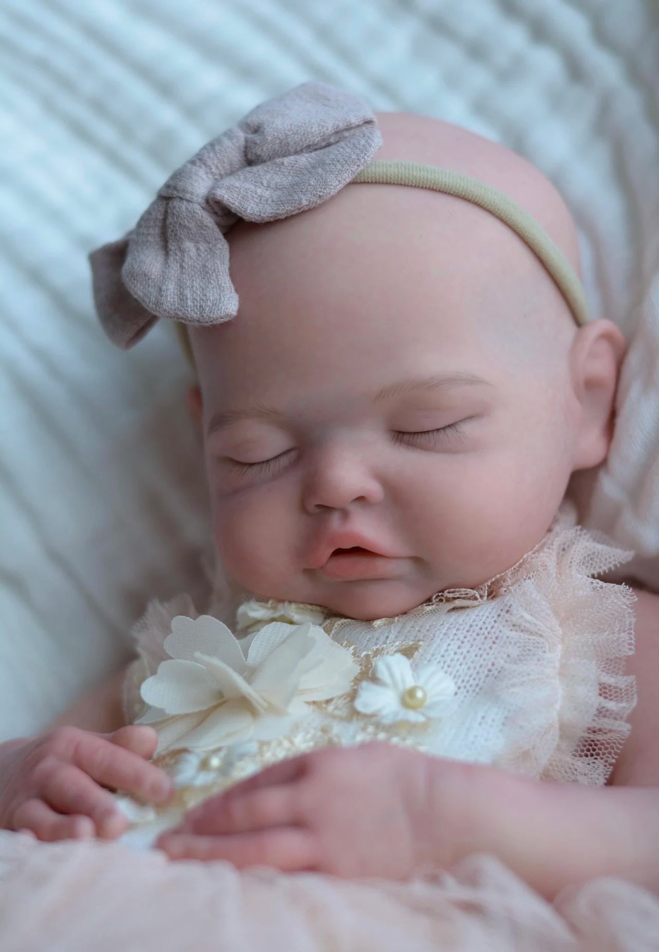 18Inch Can Open Mouth&Washable Solid Silicone Bebe Reborn Girl With Painted Skin Silicone Doll Lifelike De Silicona Girl Doll lifelikesiliconereborns.com