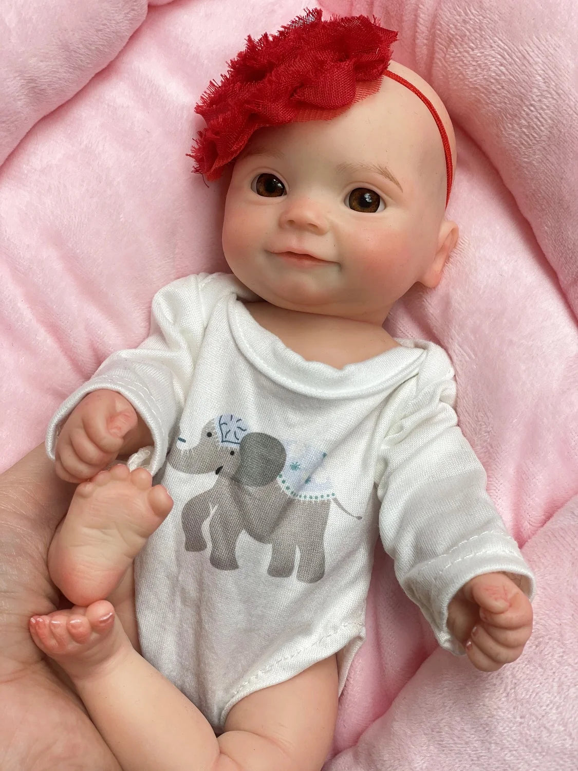 26cm Cute Maddie Waterproof Reborn Baby Girl With Full Body Silicone Handmade Painted Skin Bebe Reborn reales para niñas lifelikesiliconereborns.com