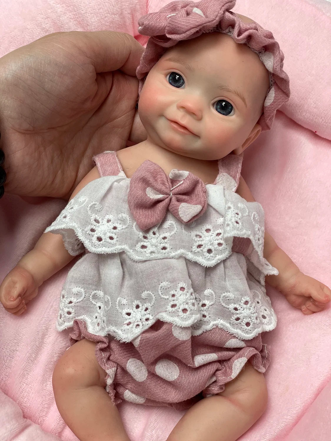 26cm Cute Maddie Waterproof Reborn Baby Girl With Full Body Silicone Handmade Painted Skin Bebe Reborn reales para niñas lifelikesiliconereborns.com
